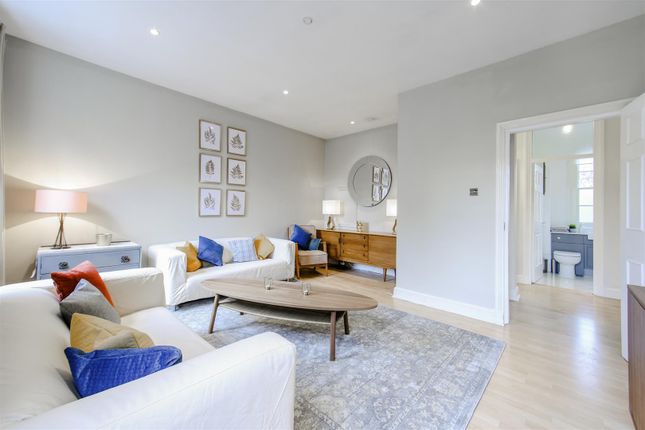 Flat to rent in Pierhead, Wapping High Street, Wapping