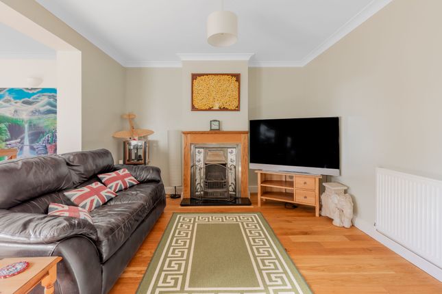 Haverhill Road, Stapleford photo 3