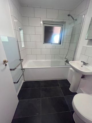3, Lowdell Close, London photo 5