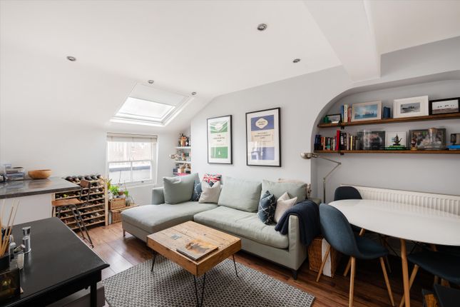 1-bed flat on 40, Queensway, London, £585,000