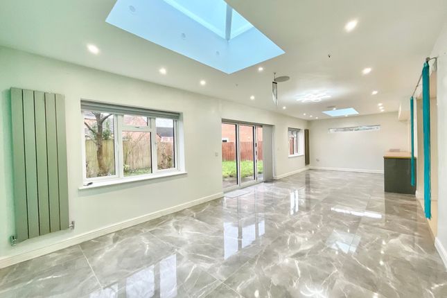 2 Headingley Grove, Stoke-On-Trent photo 3