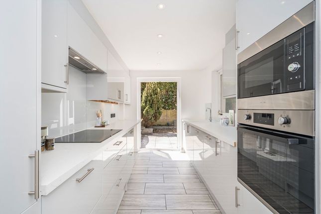 20A, Warlock Road, Maida Vale photo 3