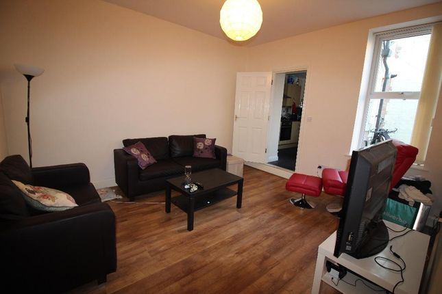 Thumbnail Terraced house to rent in Sandyford Road, Newcastle Upon Tyne