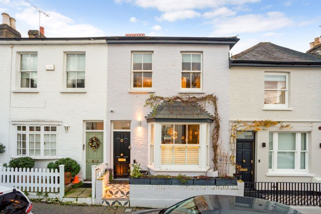 Terraced house to rent in Princes Road, Richmond