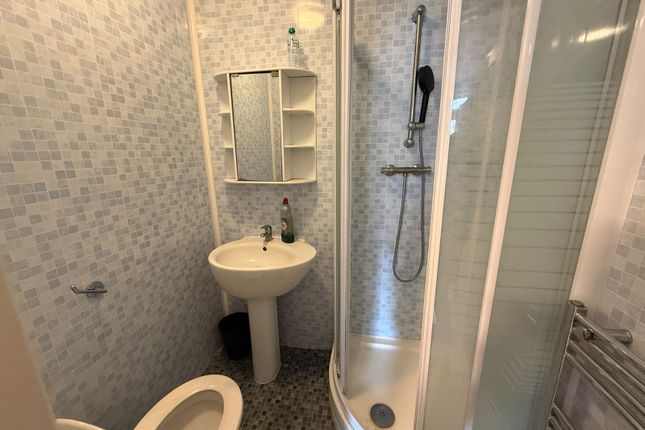 54, Dane Road, Southall photo 5