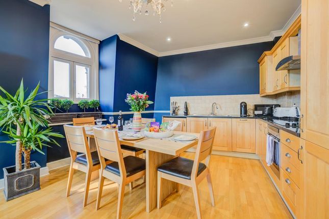 3-bed flat on Shaftesbury Avenue, London, £1,095,000