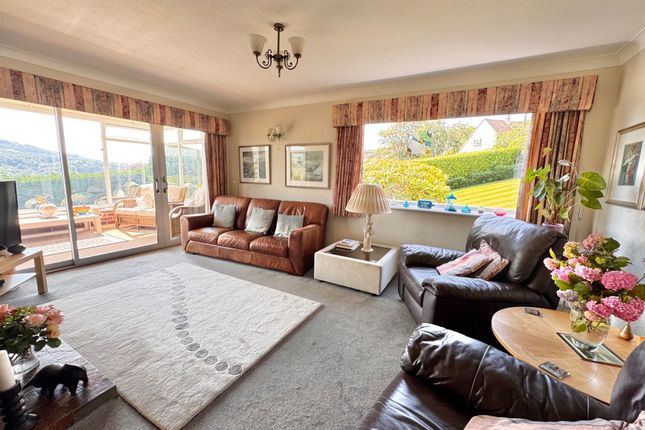 4 Ladythorn Avenue, Stockport photo 4