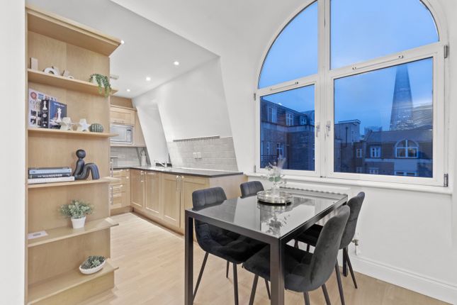 Apartment 21, Drake Court, London photo 4