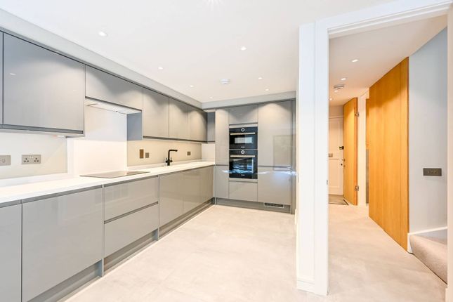 Thumbnail Terraced house for sale in St Pauls Mews, Camden, London