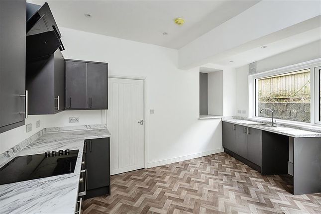 115, SWANSEA photo 4