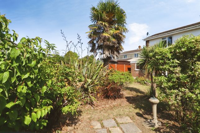 9, Adenfield Way, Barry photo 5