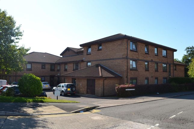 1 bed flat for sale in Parklands Court, Sketty, Swansea SA2
