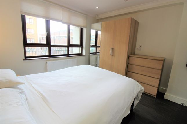 Flat to rent in Cromer Street, Russell Square, London