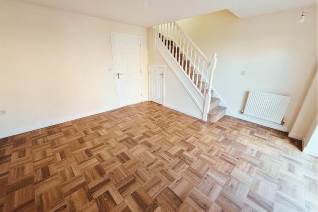 13, Elton Street, Corby photo 3