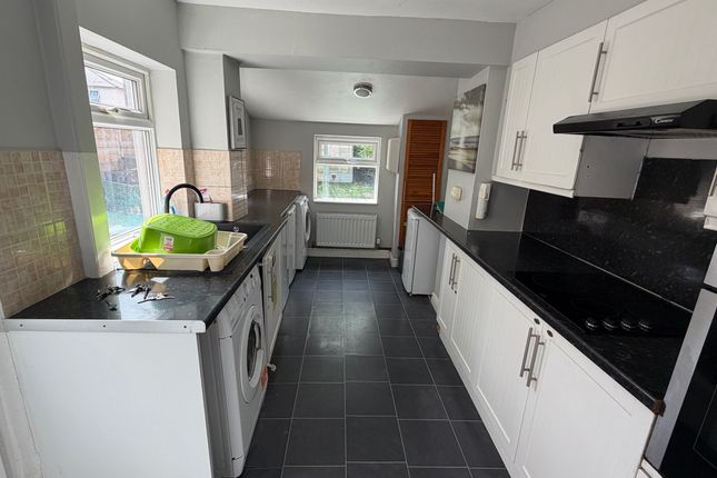 23, Carmarthen Street, Gloucester photo 3