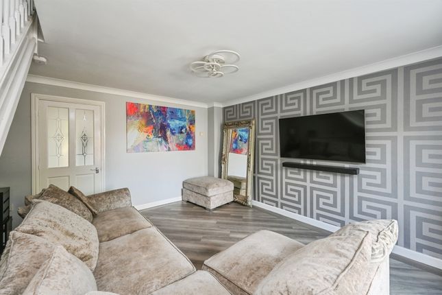 14, Kestrel Grove, Liverpool photo 4