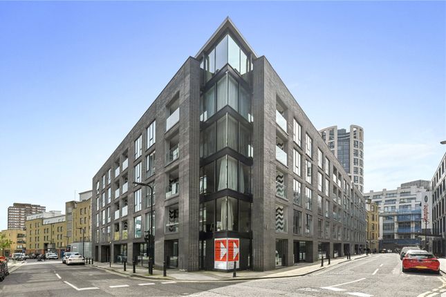 Thumbnail Flat for sale in Nile Street, London