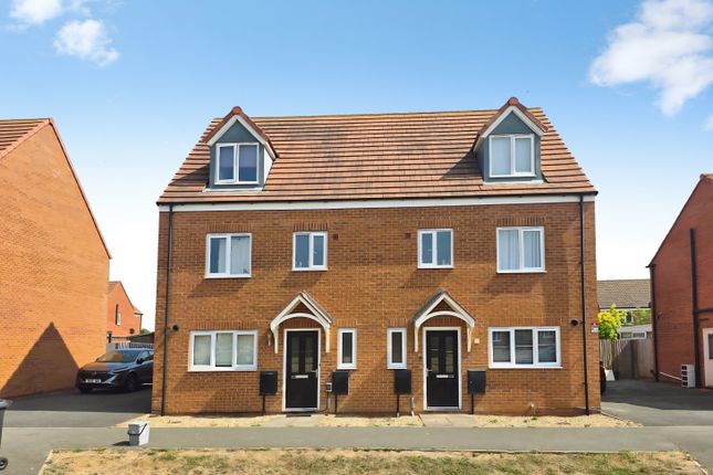 4-bed house on 102, Peterborough, £1,450/mo