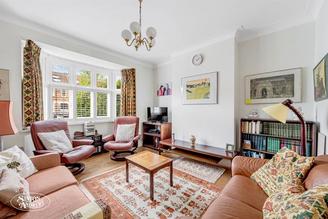 7, Swyncombe Avenue, London photo 3