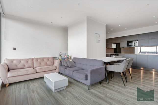 3-bed flat on Flat 17, Dudley House The Grove, Isleworth, £550,000