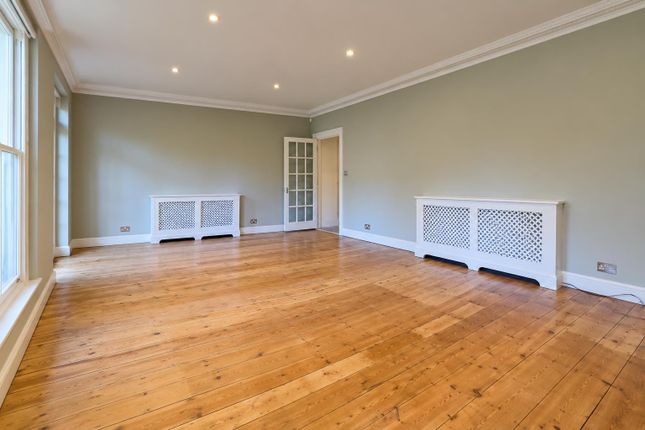 Warrington Crescent, London photo 2