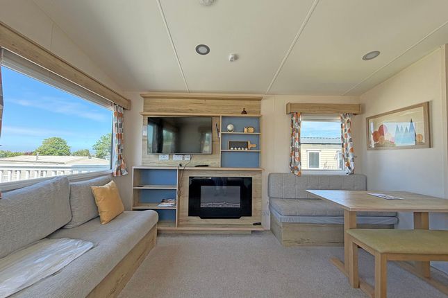 5 Wheatfields, Haven, Watchet photo 4
