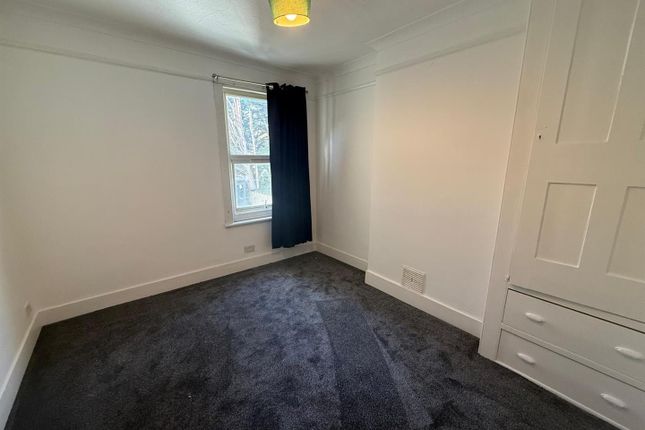 Park Road, Enfield photo 5
