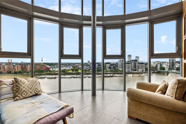 Thumbnail Flat to rent in Falcon Wharf, 34 Lombard Road