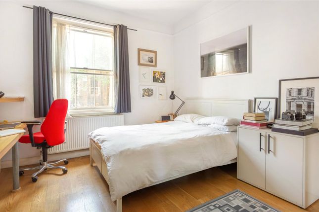 Flat A, 137, St. Georges Road, London photo 3