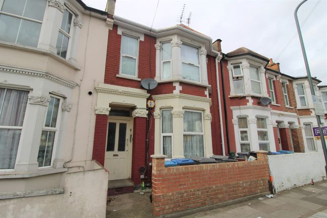 2 bed flat for sale in Belton Road, London NW2