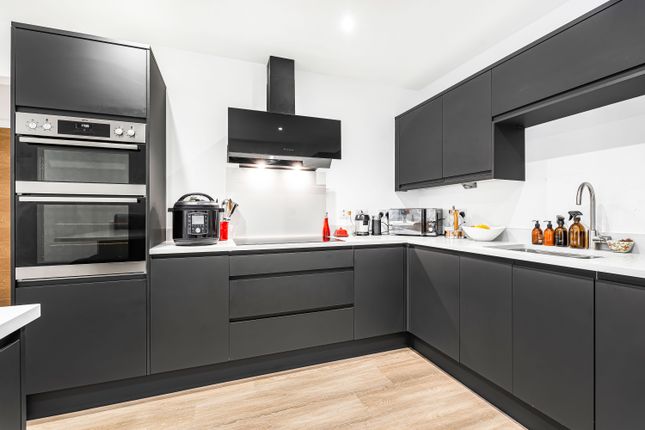 1, Marriott Way, Newton Abbot photo 4