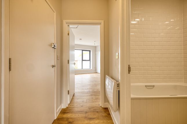 Flat 4, 5-7, Allenby Road, Kent photo 4