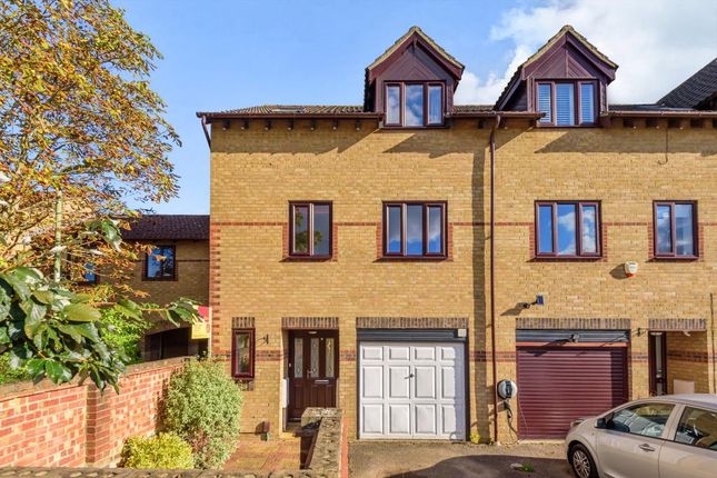 Thumbnail Town house for sale in Bicester, Oxfordshire