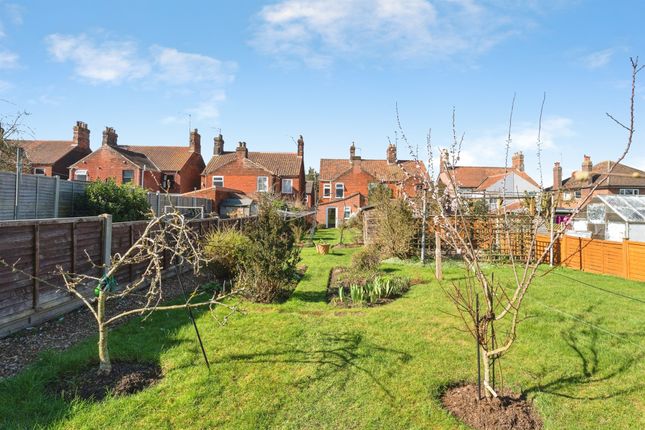 30, Queens Road, Fakenham photo 3