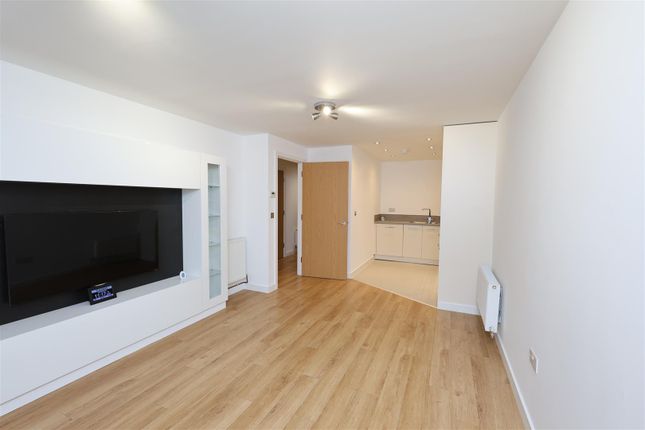 1 Swinton Court, Mere Road, Sevenoaks photo 4