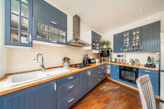 98, Bollo Lane, London photo 4