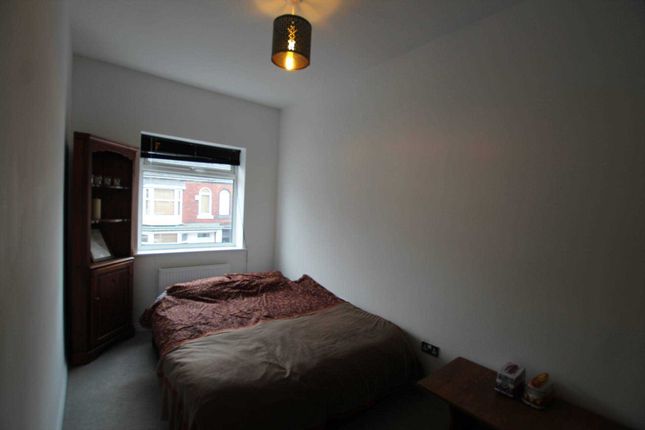 End terrace house to rent in Kersal Avenue, Manchester