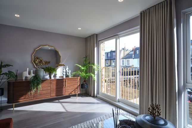 Town house for sale in Atheldene Road, London