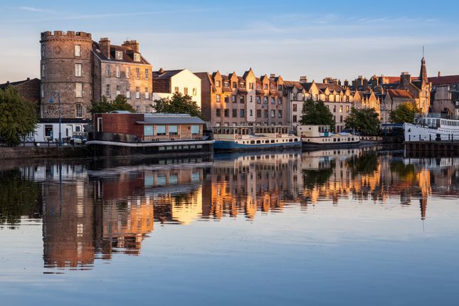 Flat for sale in 8/6 Commercial Street, The Shore, Leith, Edinburgh