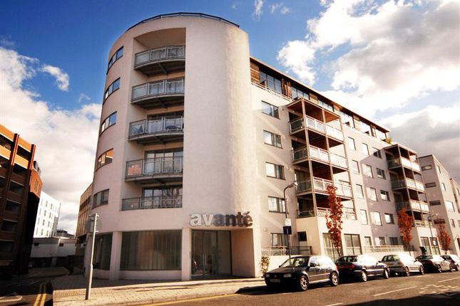 Flat to rent in The Bittoms, Kingston Upon Thames, Surrey, UK