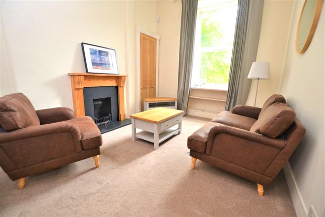 PF4, 15, Dean Park Street, Edinburgh photo 2