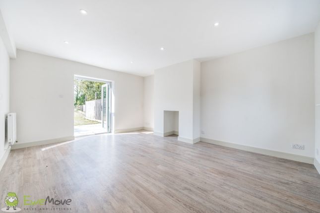 Hillfoot Cottages Bath Road, Woolhampton, Reading, Berkshire RG7, 3 ...
