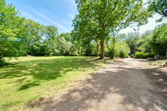 Oakwood, Ashen Grove Road, Sevenoaks photo 4