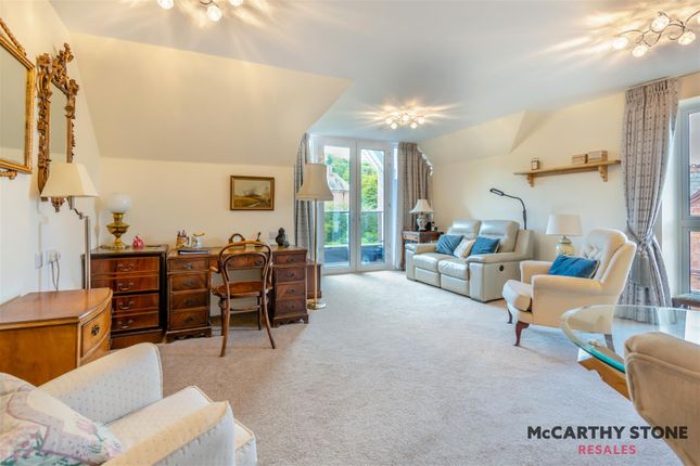 52 Sycamore Court, Filey Road, Scarborough photo 2