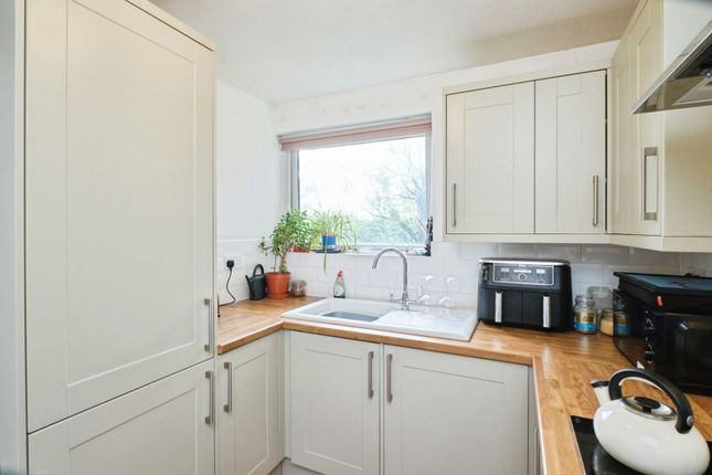 Flat 20, Bowen Court,, Wake Green Park, West Midlands photo 4