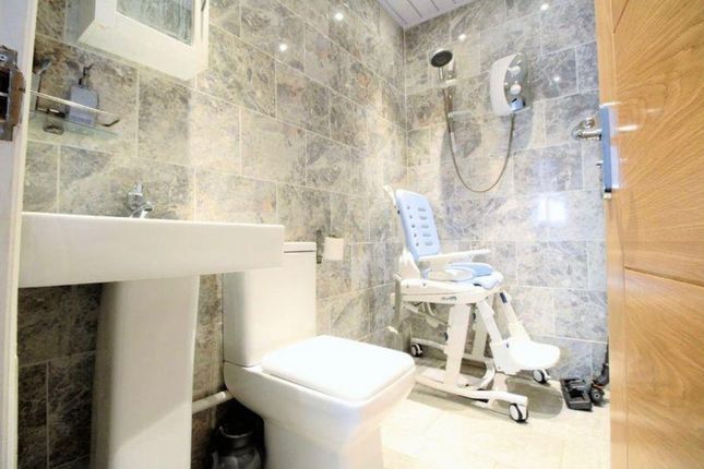 480 Leagrave Road, Luton photo 3