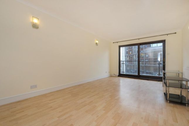 Flat for sale in Royal Court, Kings Road, Reading