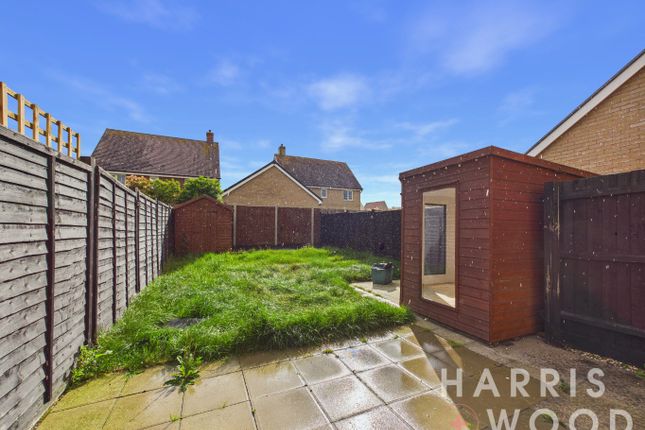 21 Memorial Way, Colchester, Essex photo 4