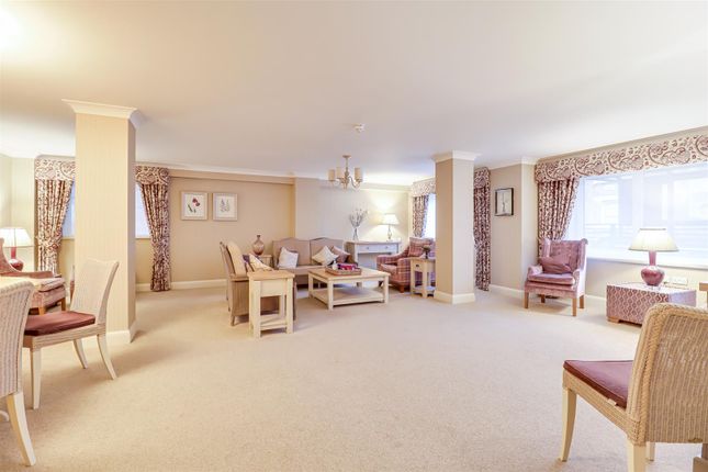 Property for sale in Cranleigh Drive, Leigh-On-Sea