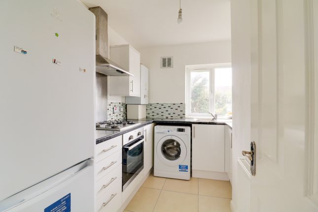 12, Manor Court York Way, London photo 3